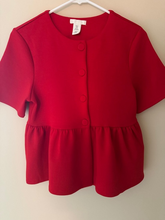 H&M Tops - NWOT H&M Red Short-Sleeve Peplum Button Top